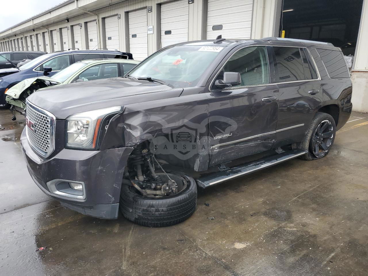 GMC Yukon DENALI 6.2L  8 2016