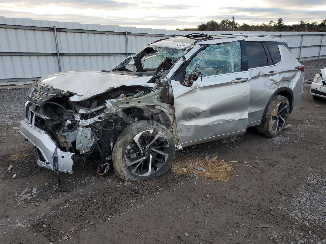 Mitsubishi Outlander SEL 2.5L  4 2022