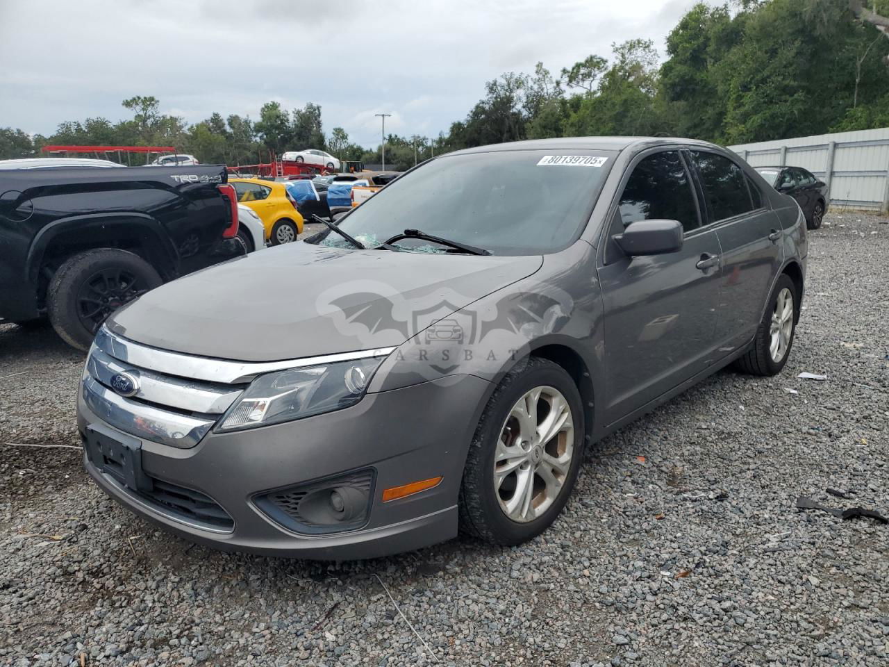 Ford Fusion SE 2.5L  4 2012