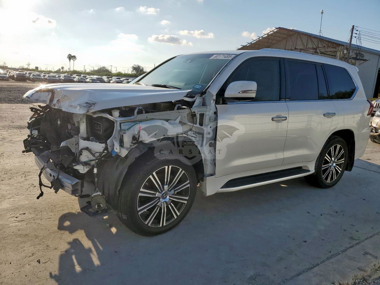 Lexus LX 570 5.7L  8 2020