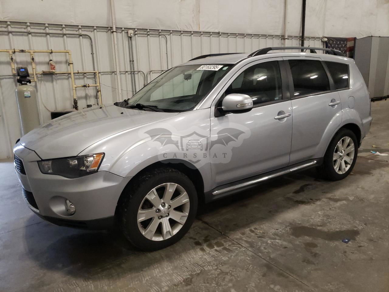 Mitsubishi Outlander SE 2.4L  4 2013