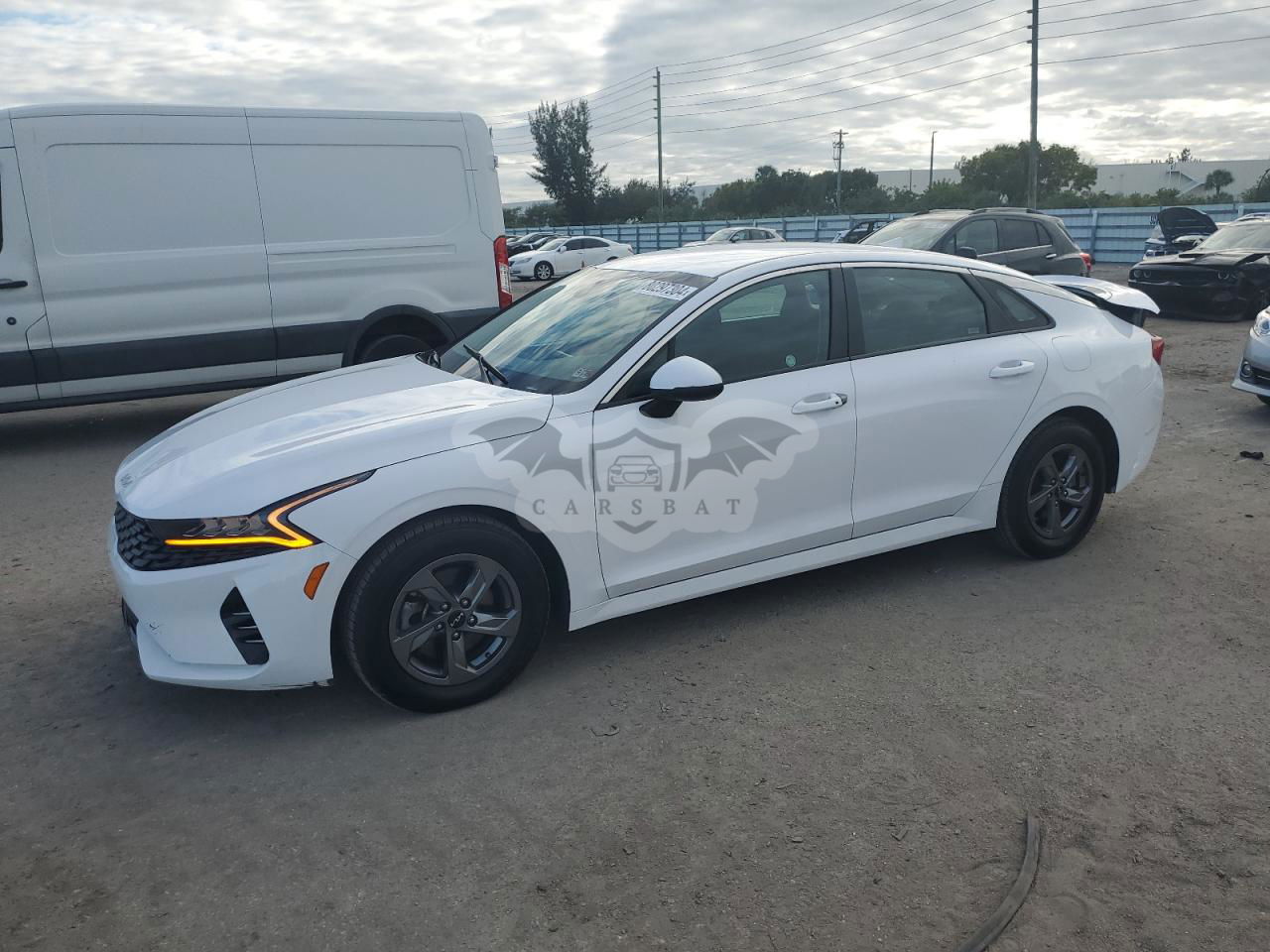 Kia K5 LXS 1.6L  4 2022