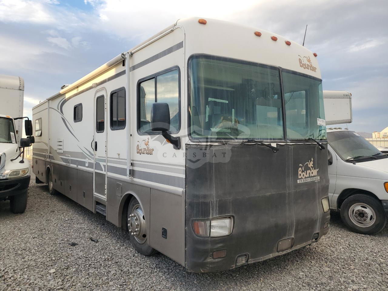 Freightliner X-line X LINE MOTOR HOME 5.9L  6 2002