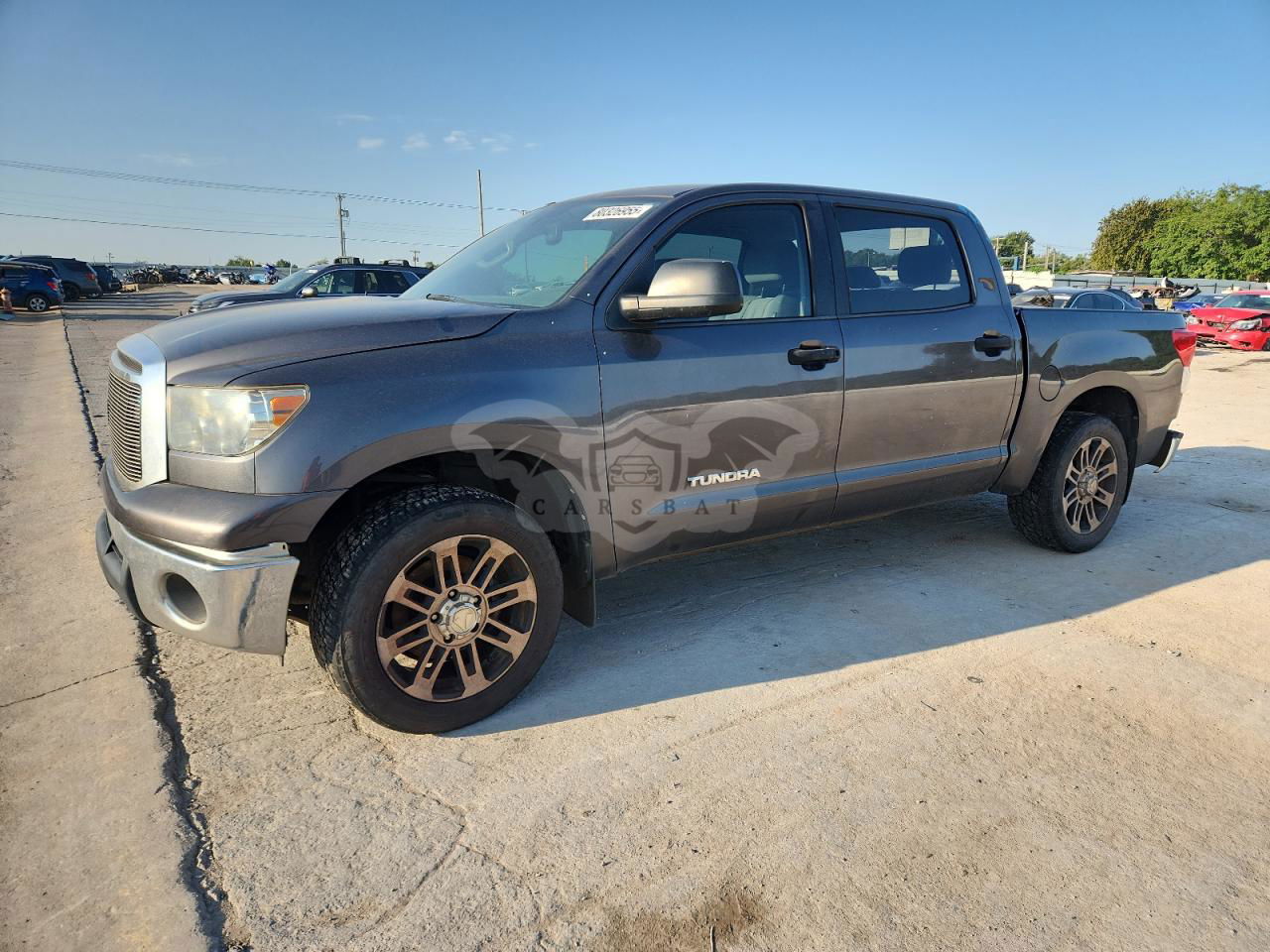 Toyota Tundra CREWMAX SR5 4.6L  8 2012