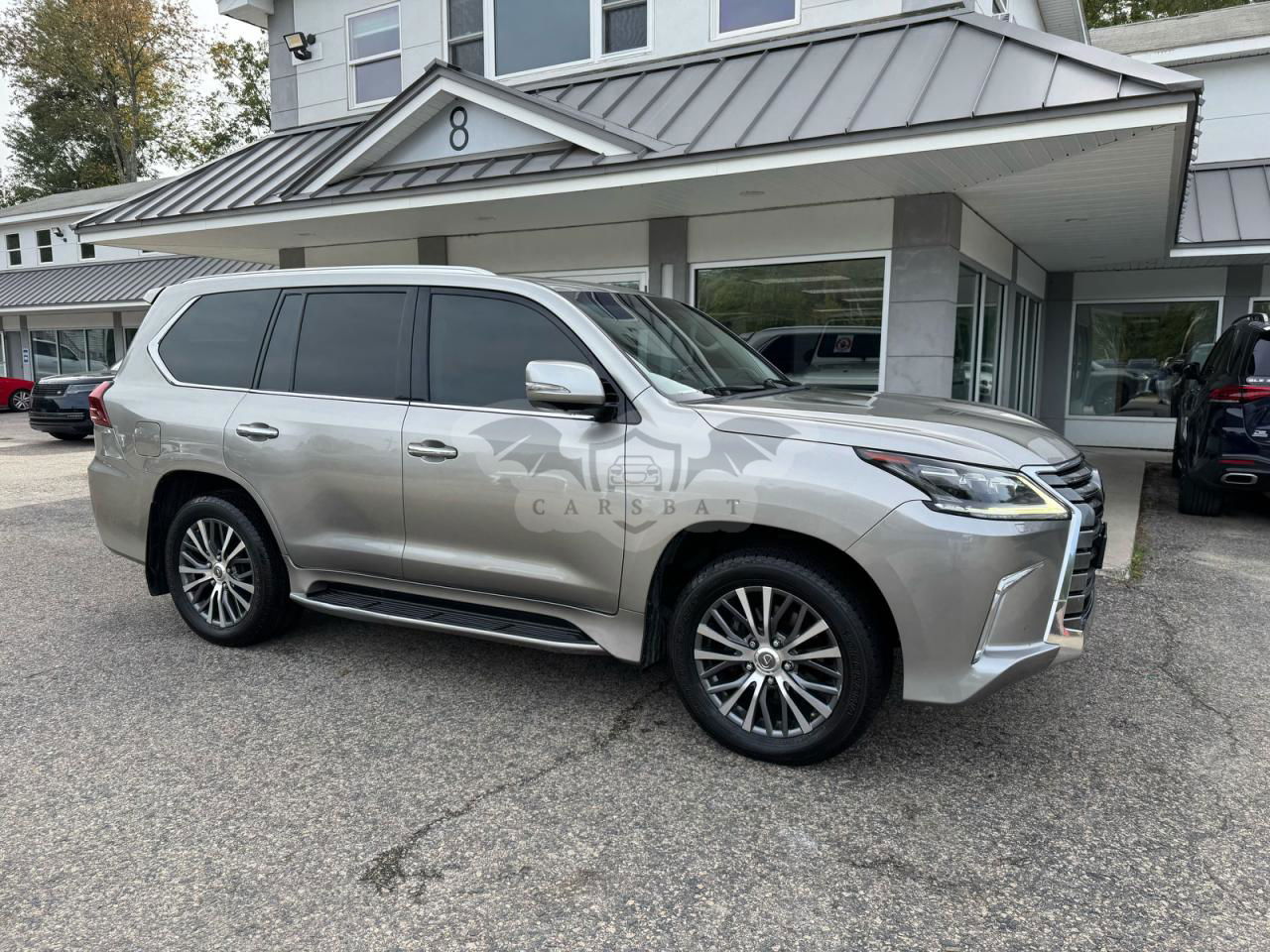 Lexus LX 570 5.7L  8 2016
