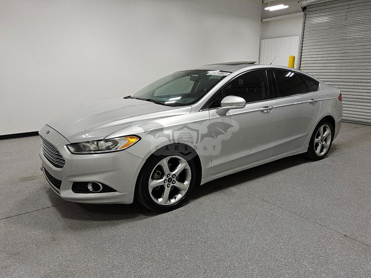 Ford Fusion SE 2.0L  4 2015