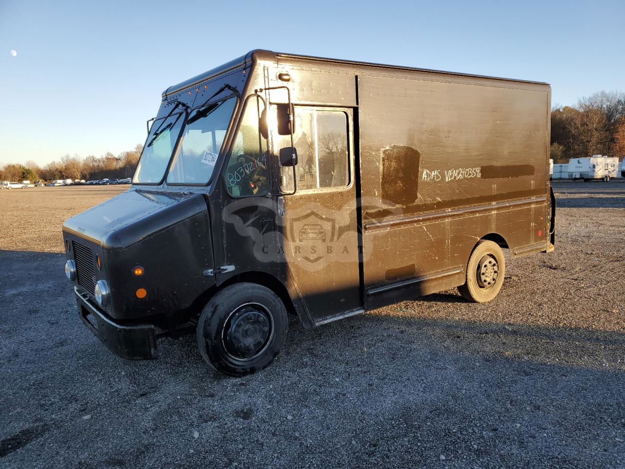 Freightliner Business Class M2 M LINE WALK-IN VAN 6.7L  6 2009