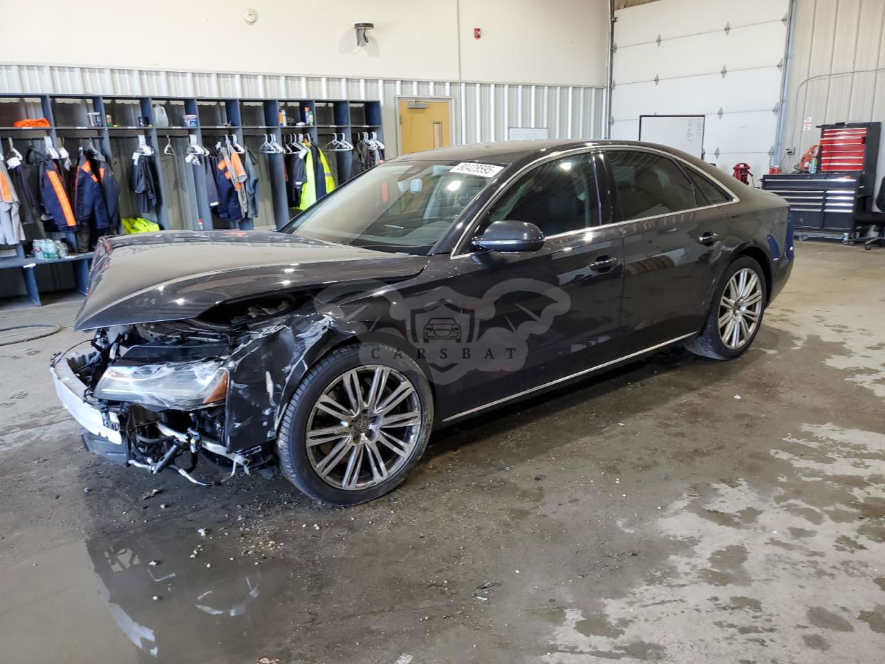 Audi A8 QUATTRO 4.2L  8 2011