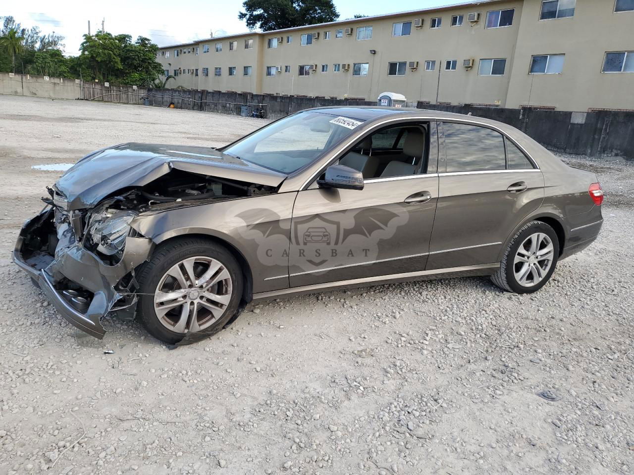 Mercedes-Benz E 350 4MATIC 3.5L  6 2011