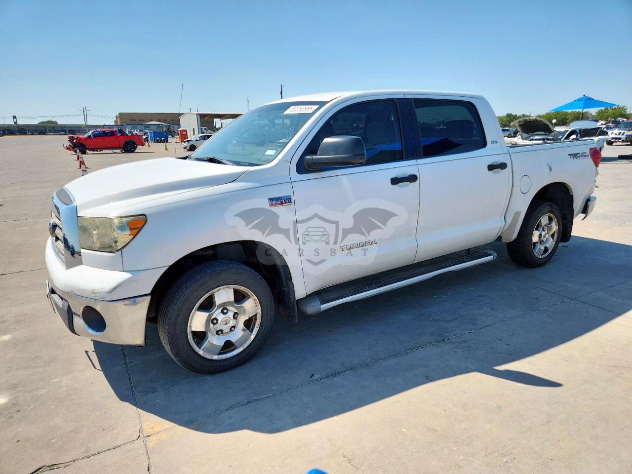 Toyota Tundra CREWMAX 5.7L  8 2008
