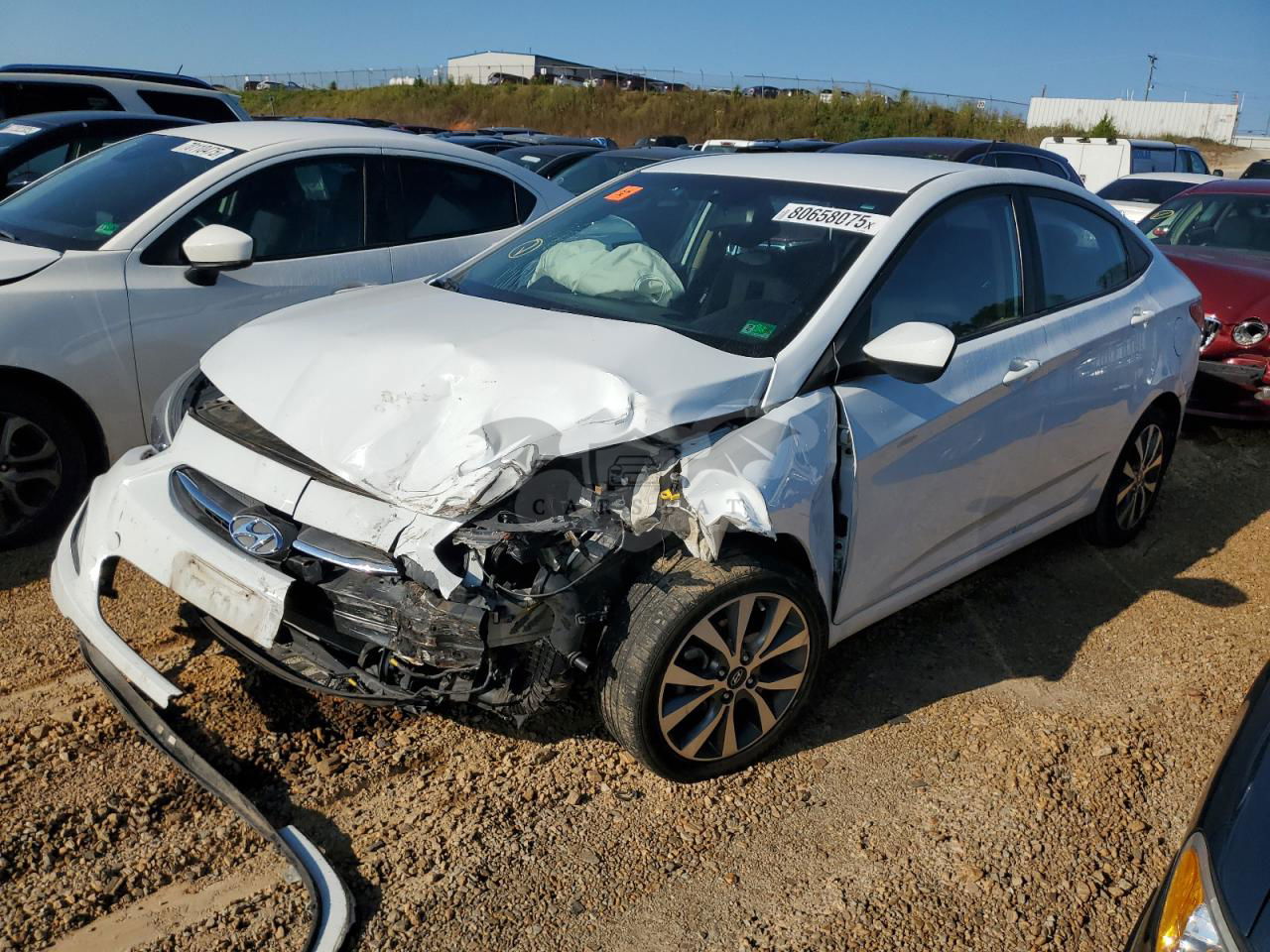 Hyundai Accent SE 1.6L  4 2017