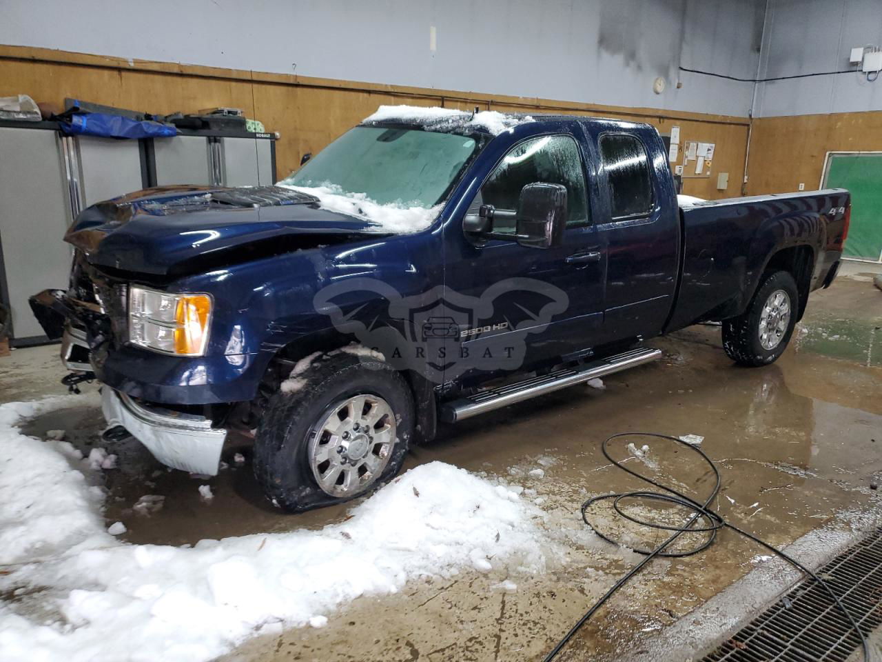 GMC Sierra K2500 SLT 6.6L  8 2011