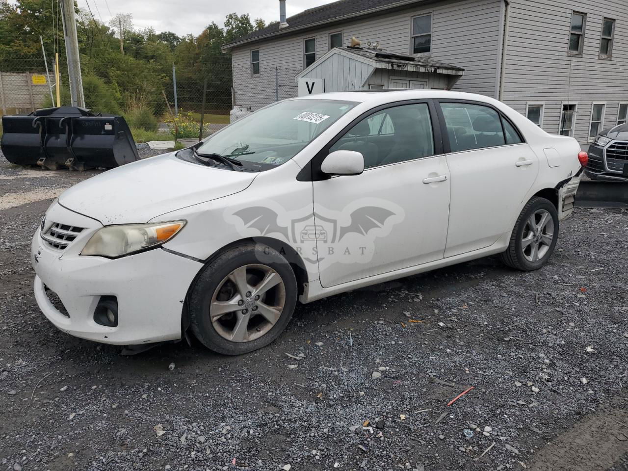 Toyota Corolla BASE 1.8L  4 2013
