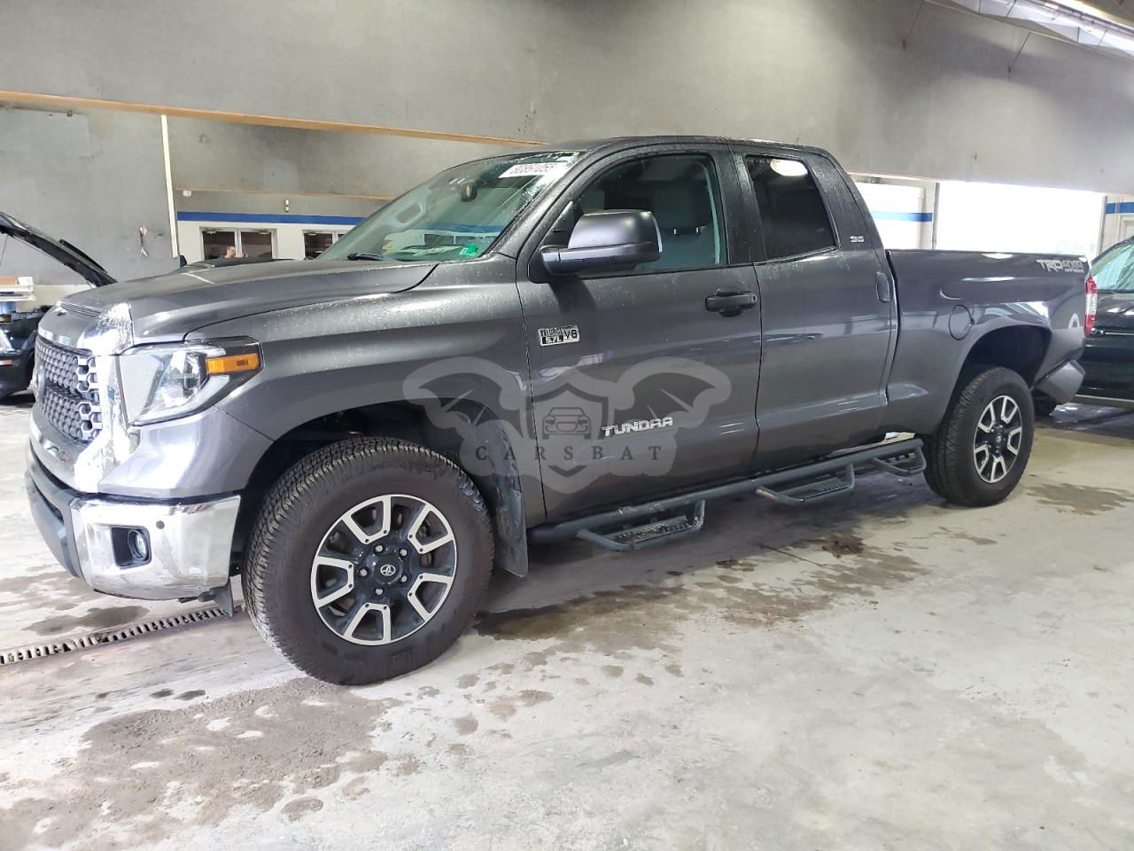 Toyota Tundra DOUBLE CAB SR 5.7L  8 2020