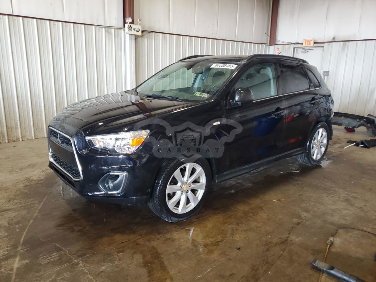 Mitsubishi Outlander SE 2.0L  4 2013
