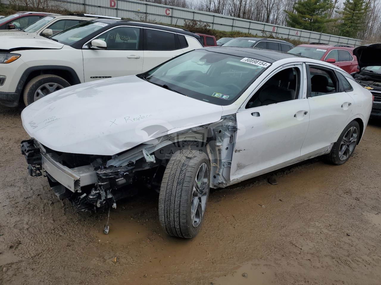 Kia K5 EX 1.6L  4 2022