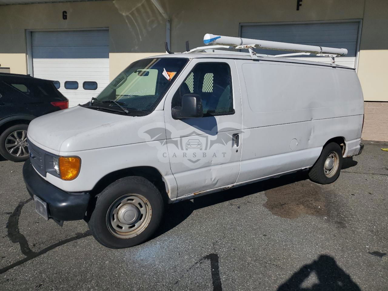 Ford Econoline E150 VAN 4.6L  8 2005