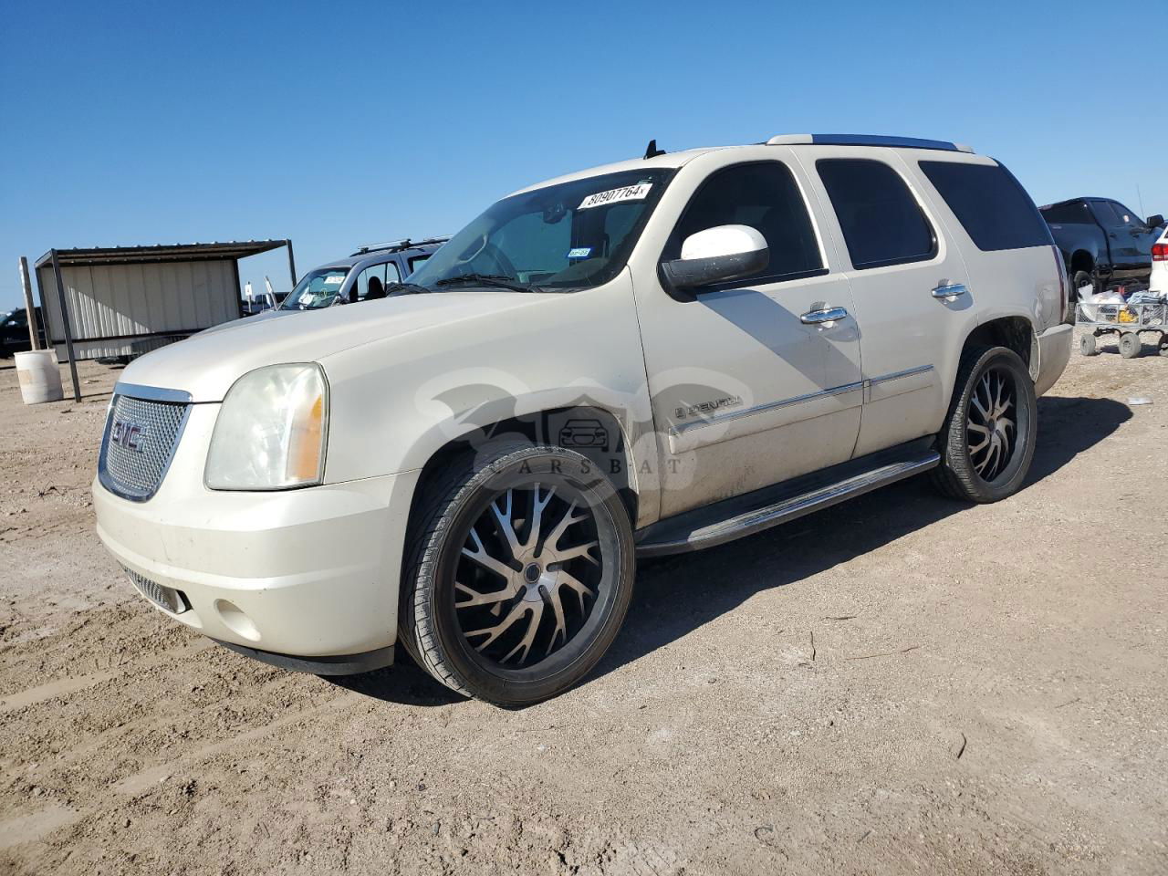 GMC Yukon DENALI 6.2L  8 2009