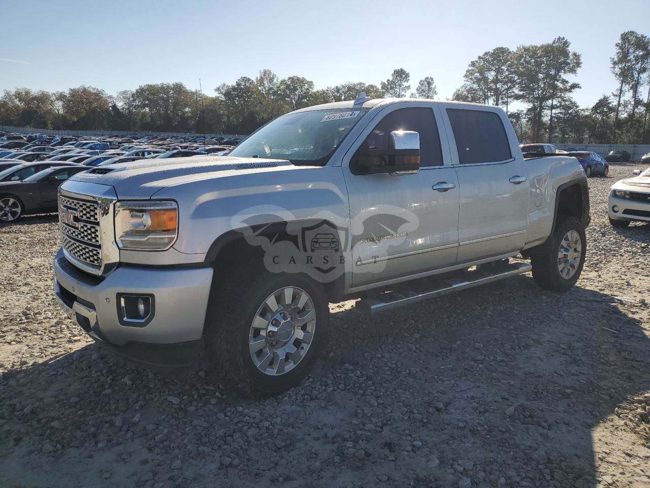 GMC Sierra K2500 DENALI 6.6L  8 2019