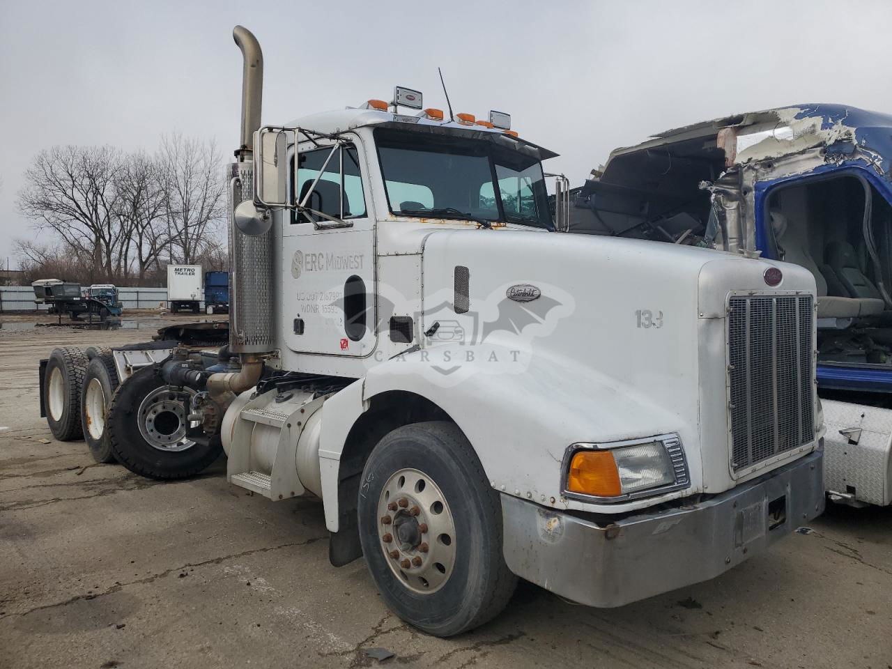 Peterbilt 385 6 2002