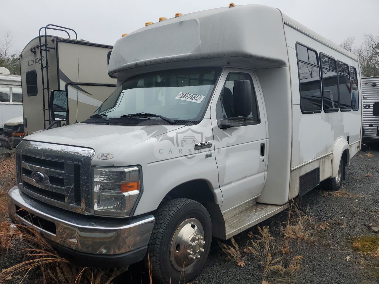 Ford Econoline E350 SUPER DUTY CUTAWAY VAN 5.4L  8 2013