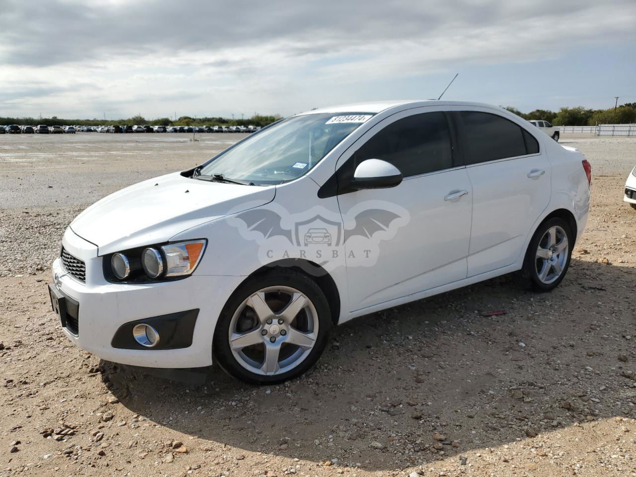 Chevrolet Aveo (Sonic) 1.4L  4 2015