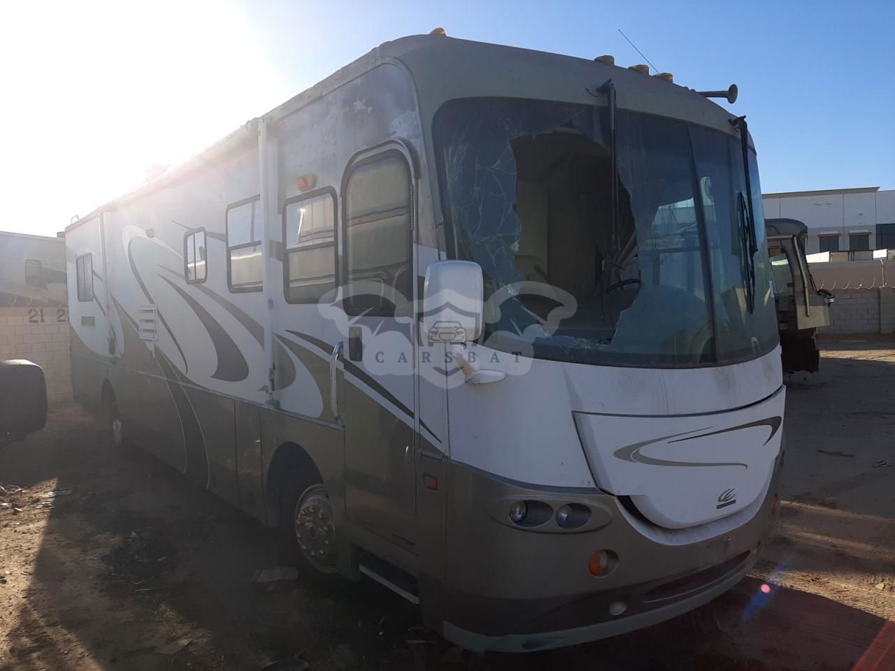 Freightliner X-line X LINE MOTOR HOME 5.9L  6 2004