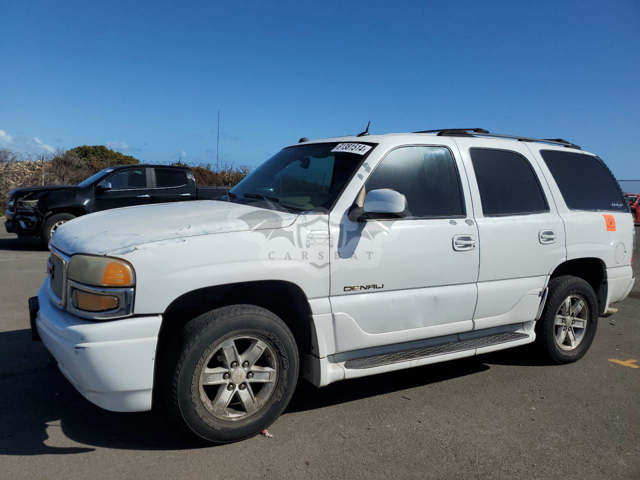 GMC Yukon DENALI 6.0L  8 2005