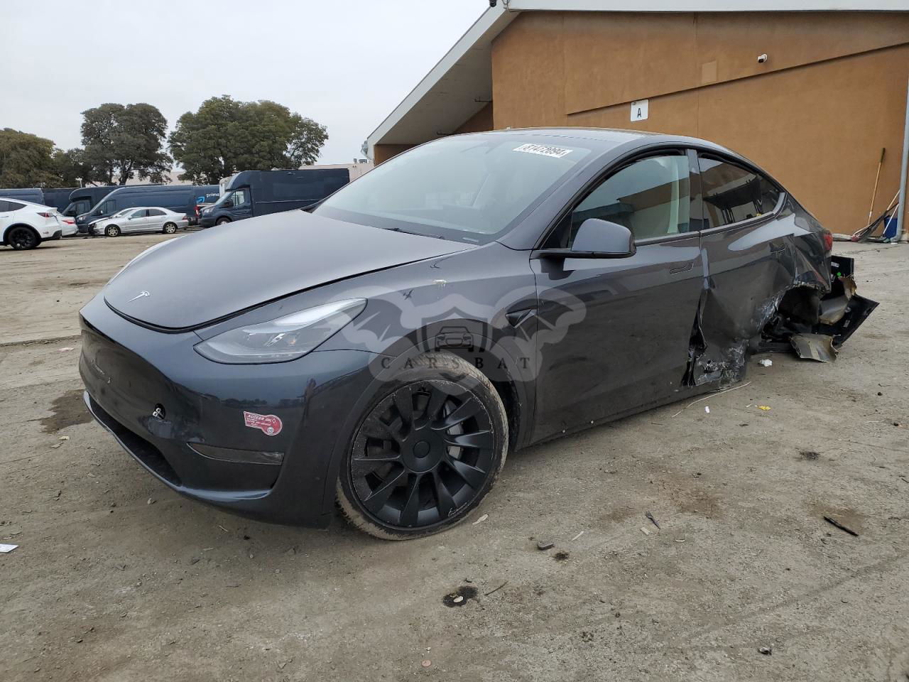 Tesla Model Y 2024