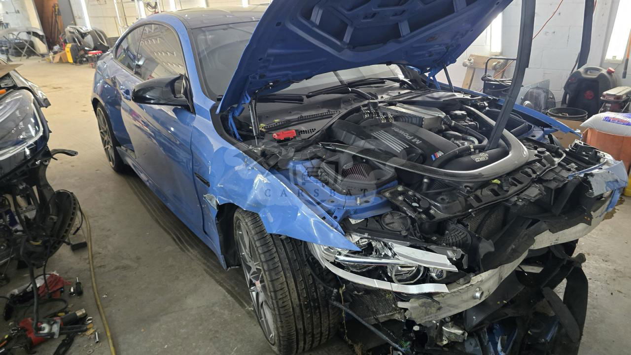 BMW M4 3.0L  6 2015