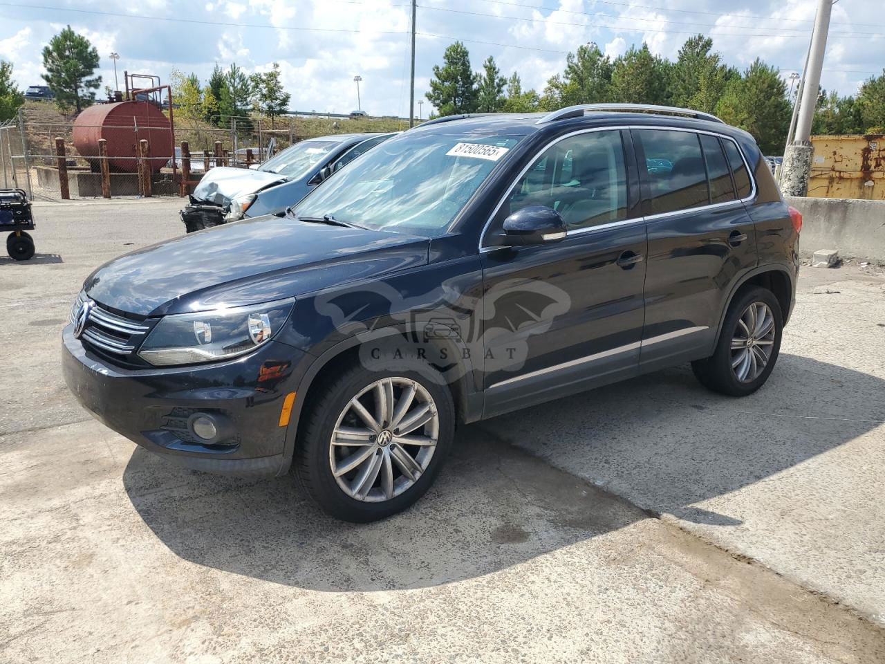 Volkswagen Tiguan S 2.0L  4 2013