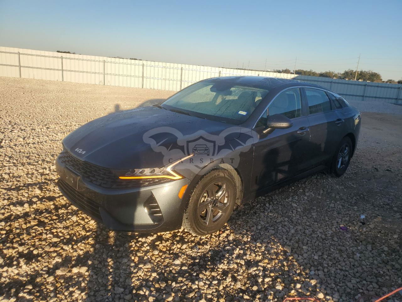 Kia K5 LXS 1.6L  4 2023