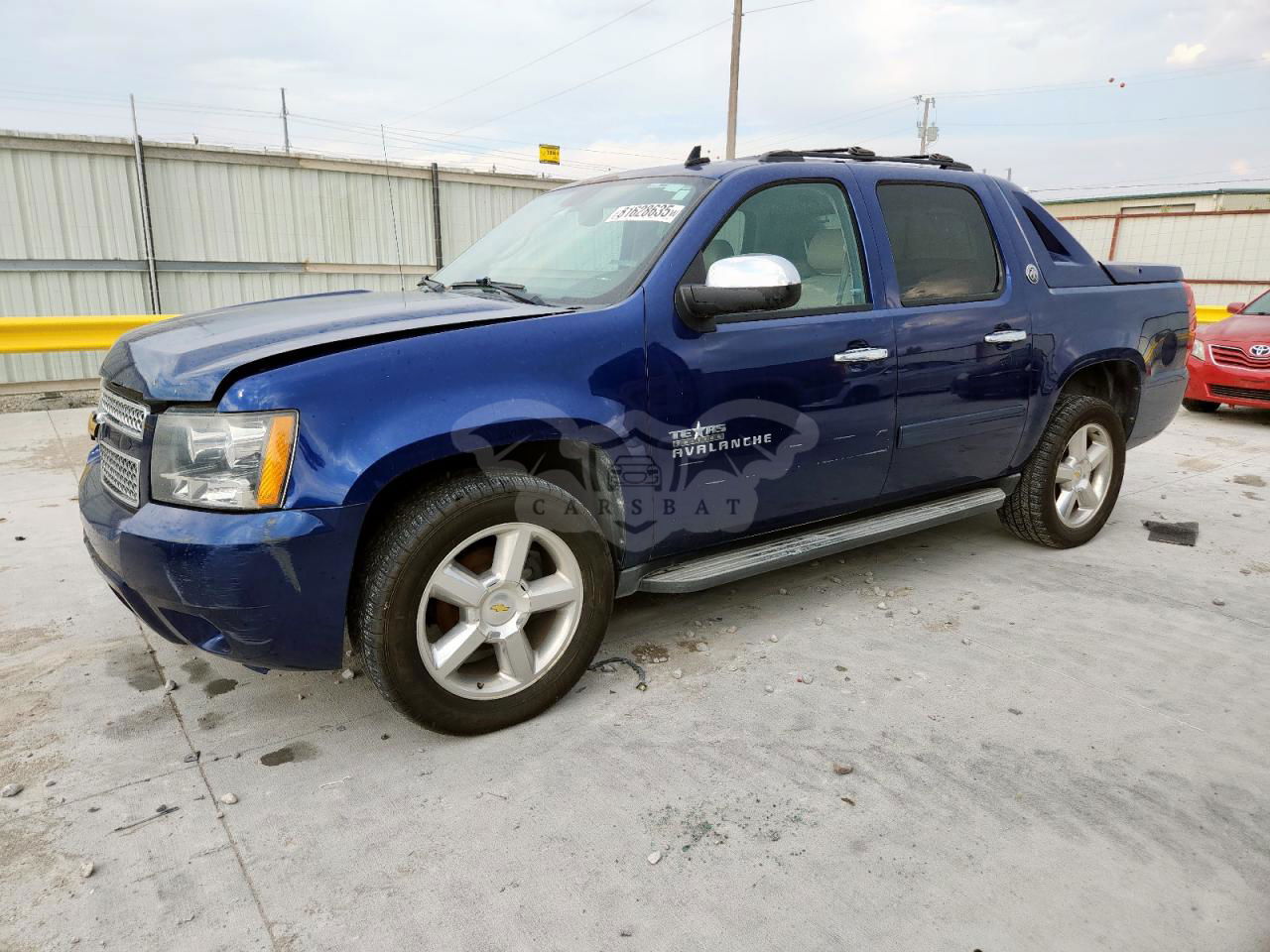 Chevrolet Avalanche LT 5.3L  8 2013