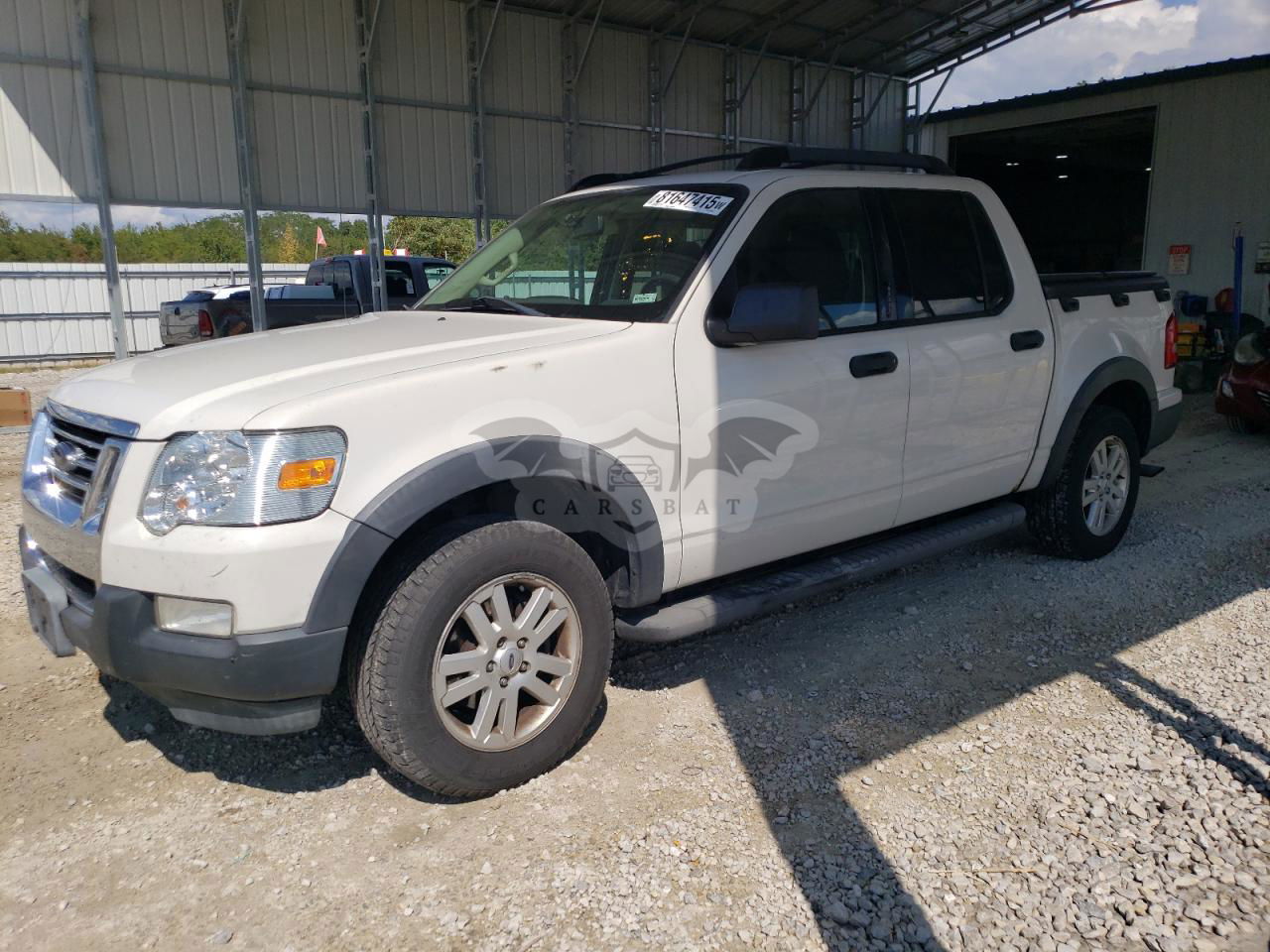 Ford Explorer XLT 4.0L  6 2010