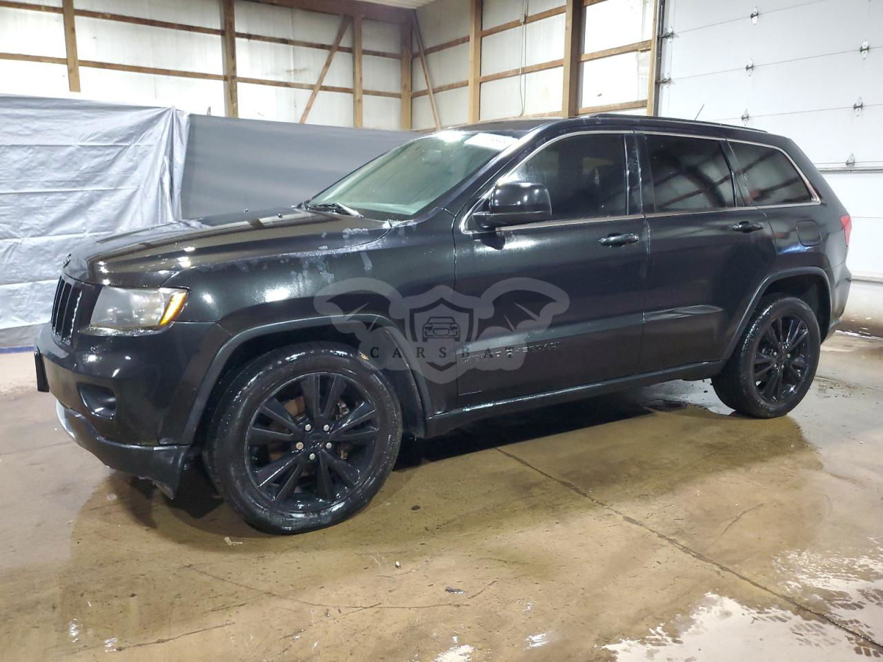 Jeep Grand Cherokee LAREDO 5.7L  8 2013