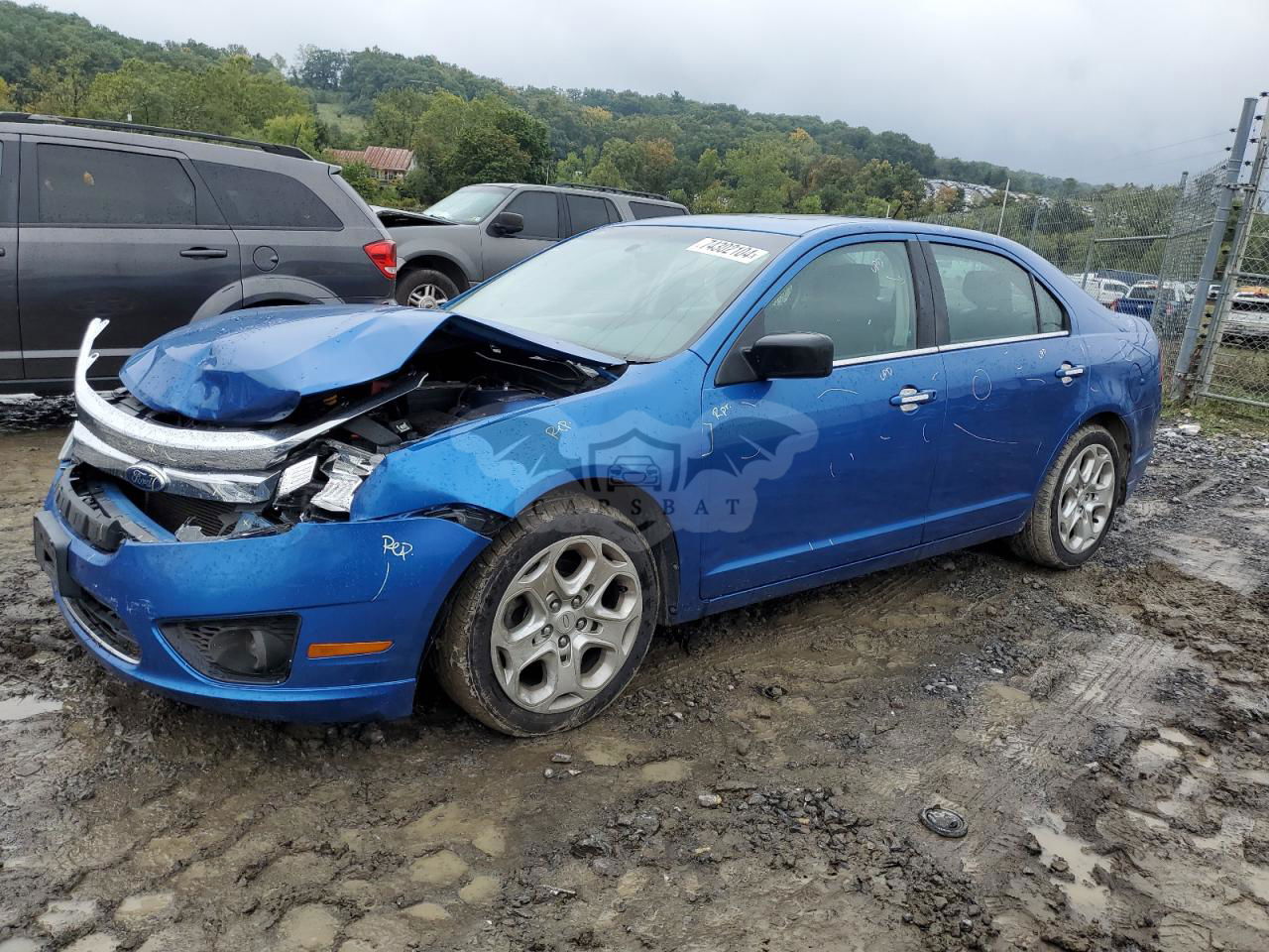 Ford Fusion SE 2.5L  4 2011