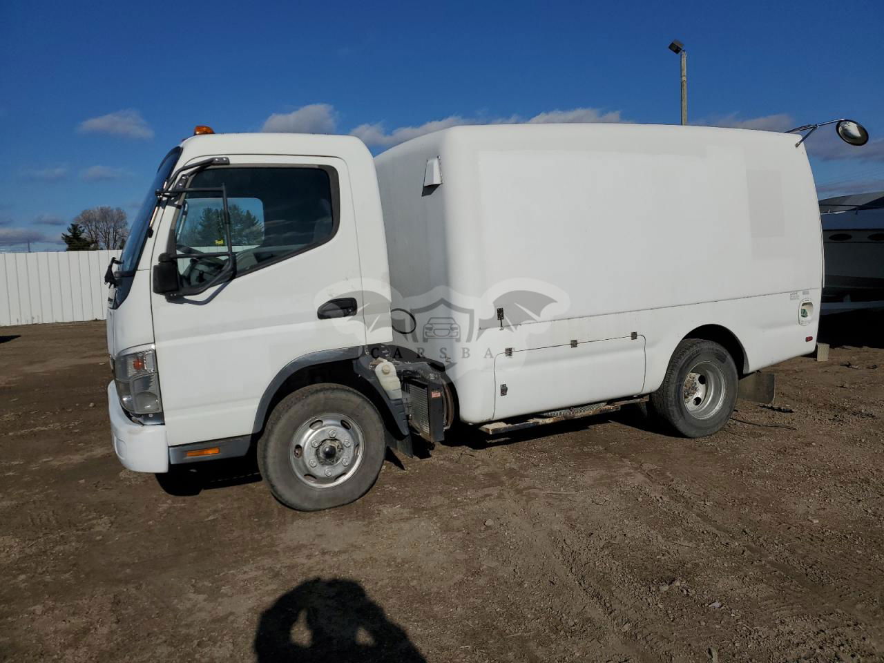 Mitsubishi Fuso Canter 84D 4.9L  4 2010