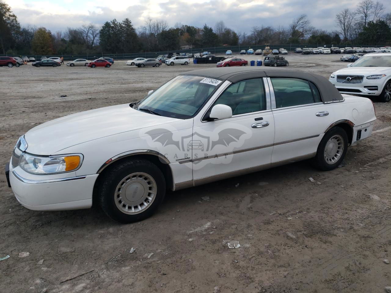Lincoln Town Car EXECUTIVE 4.6L  8 2001