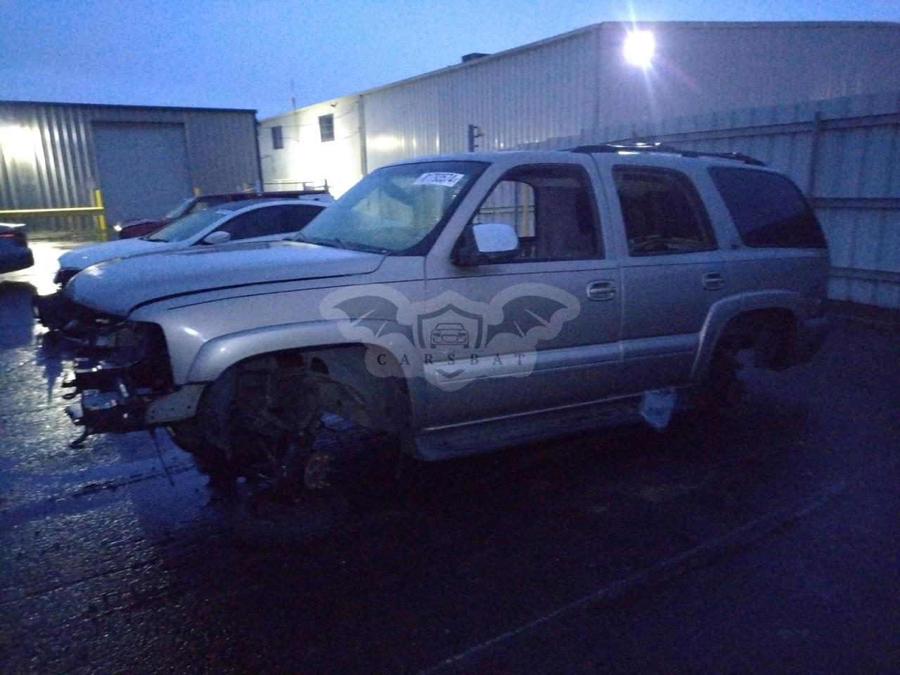 Chevrolet Tahoe C1500 5.3L  8 2002