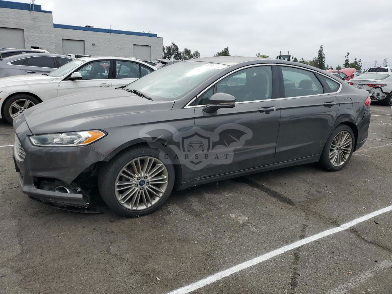 Ford Fusion SE 2.0L  4 2016