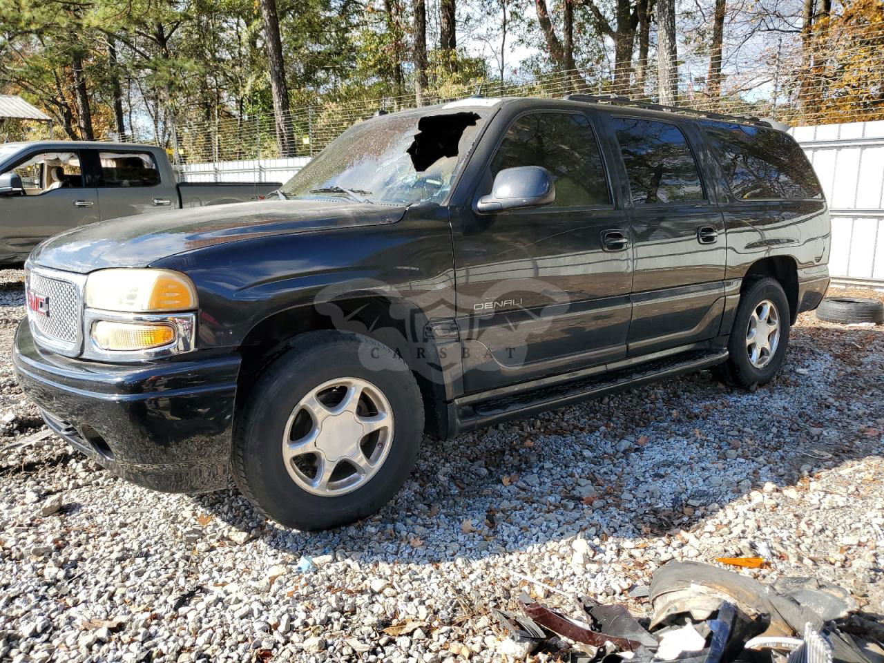 GMC Yukon DENALI 6.0L  8 2005