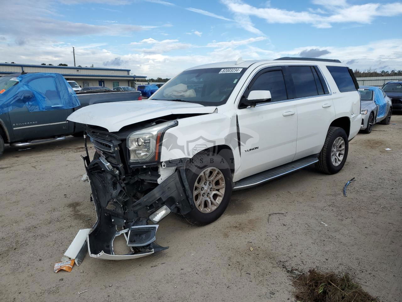 GMC Yukon SLE 5.3L  8 2015