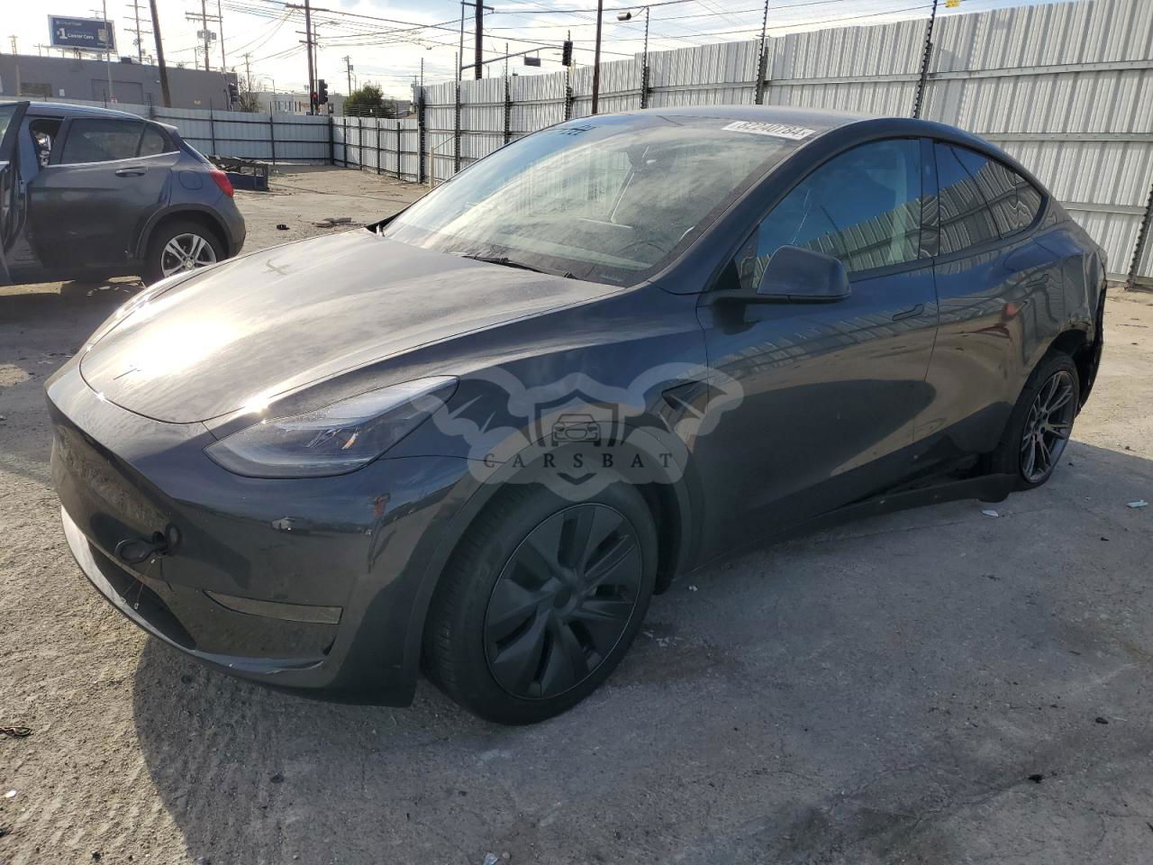 Tesla Model Y 2024