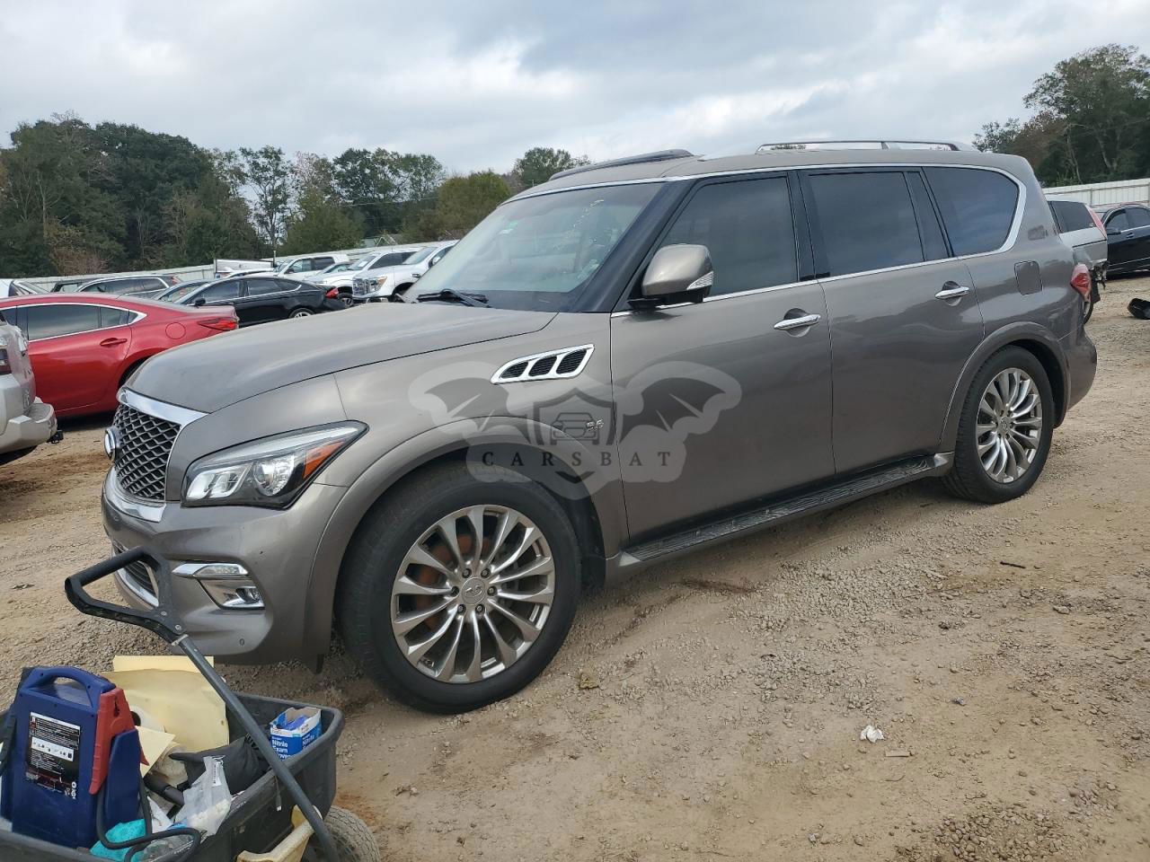 Infiniti QX80 5.6L  8 2015