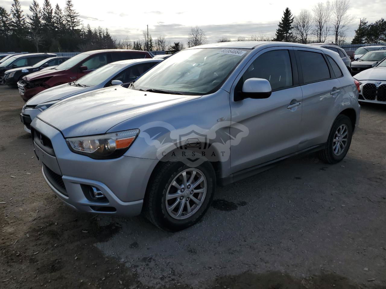 Mitsubishi Outlander SE 2.0L  4 2011