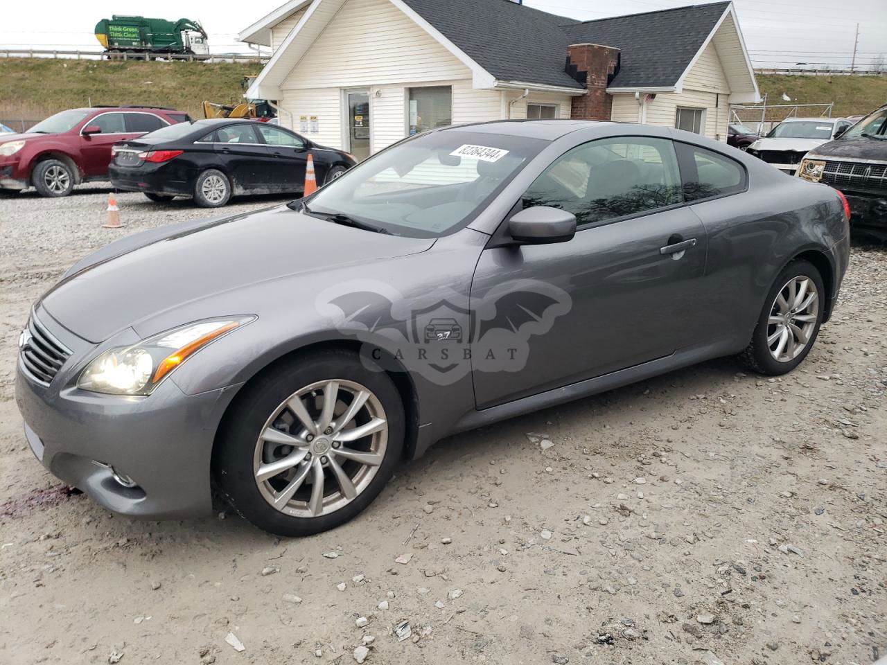 Infiniti Q60 3.7L  6 2014