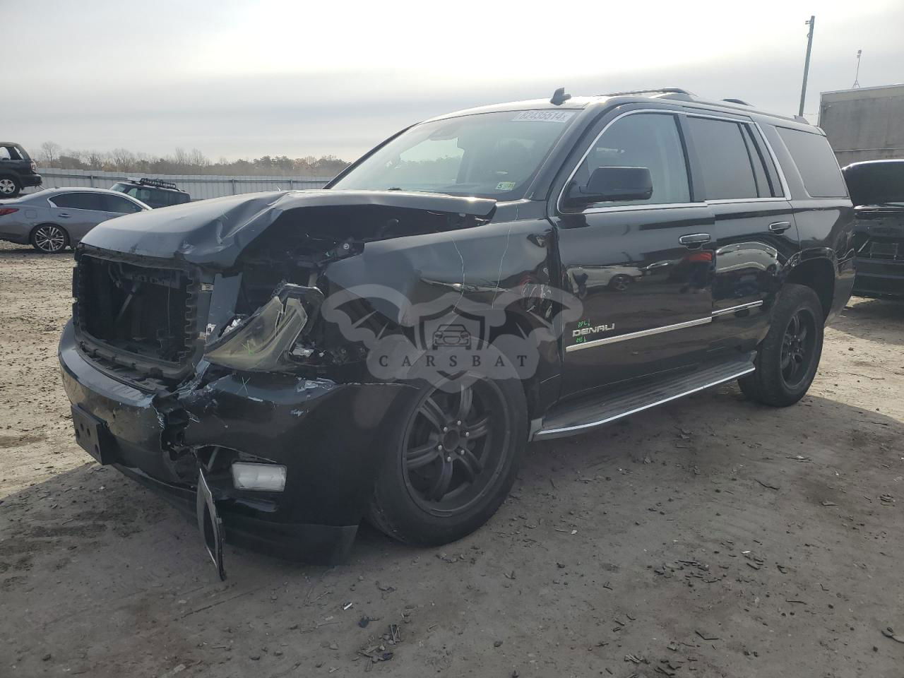 GMC Yukon DENALI 6.2L  8 2015
