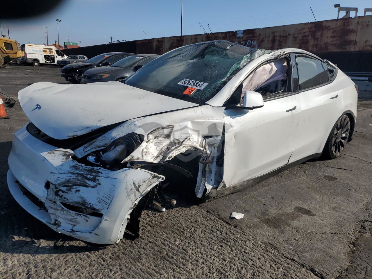 Tesla Model Y 2024