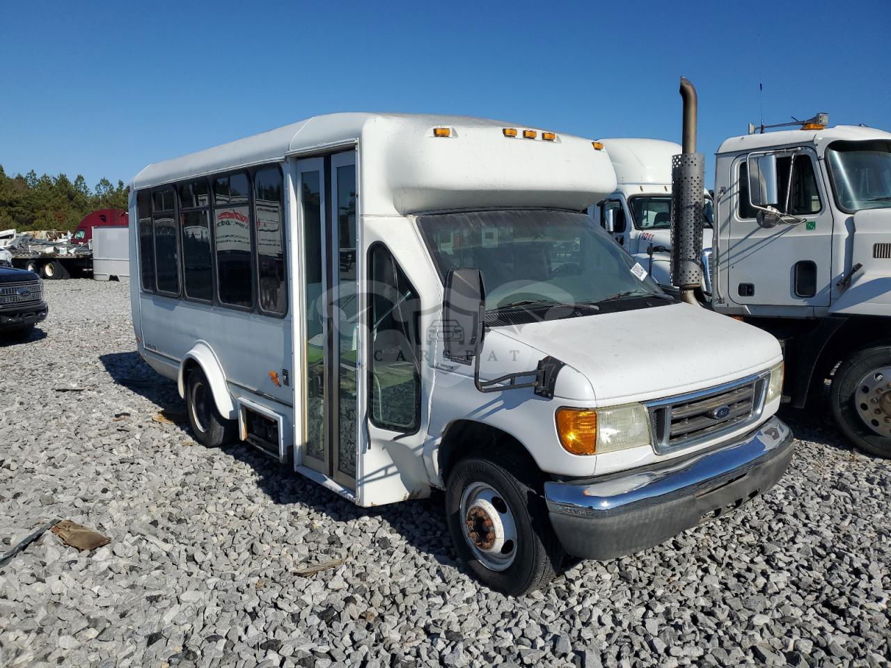 Ford Econoline E350 SUPER DUTY CUTAWAY VAN 5.4L  8 2005