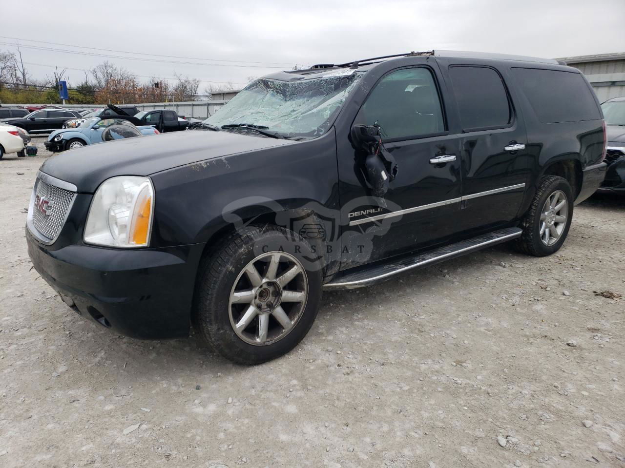 GMC Yukon DENALI 6.2L  8 2012